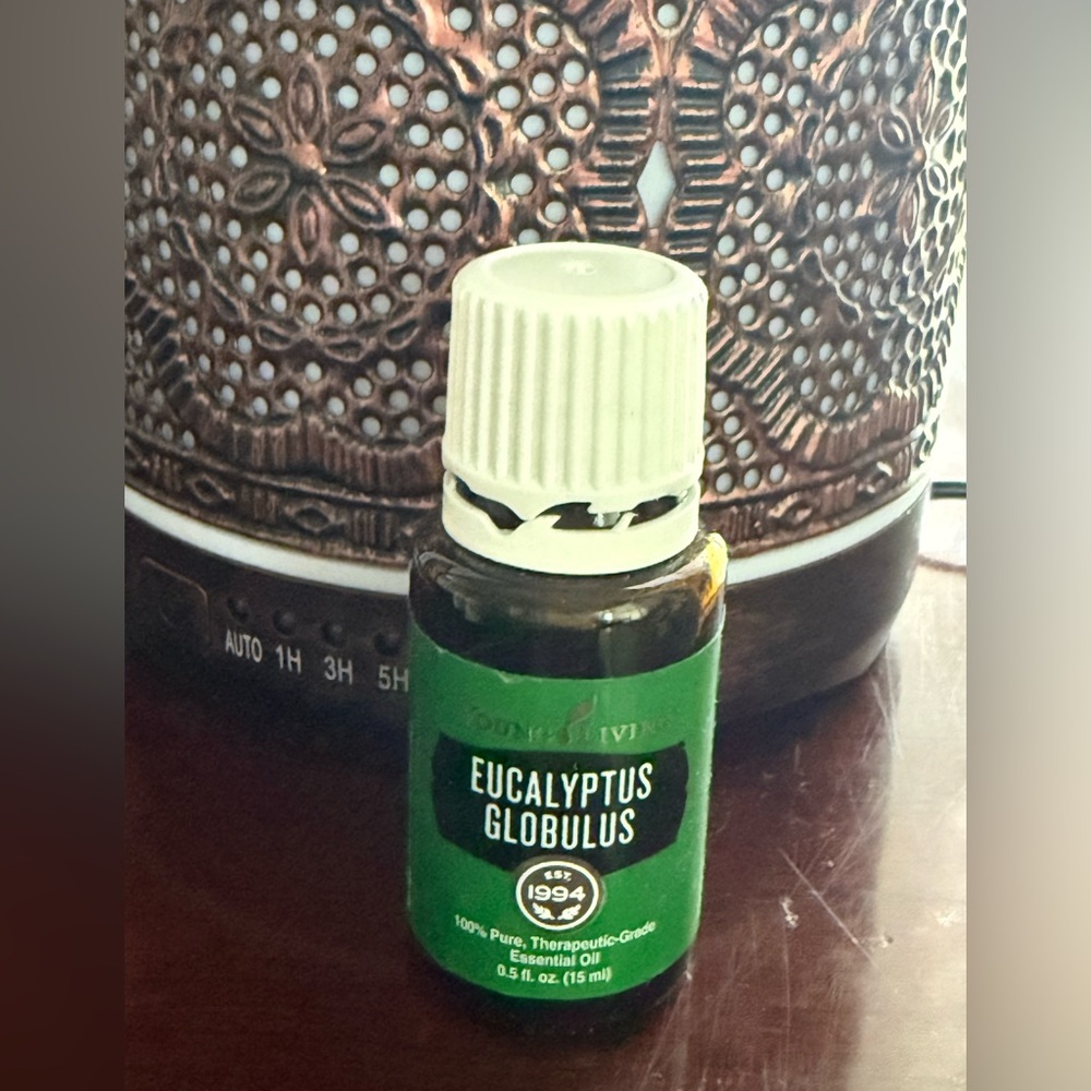 Young Living Eucalyptus Globulus Essential Oil - Green and White